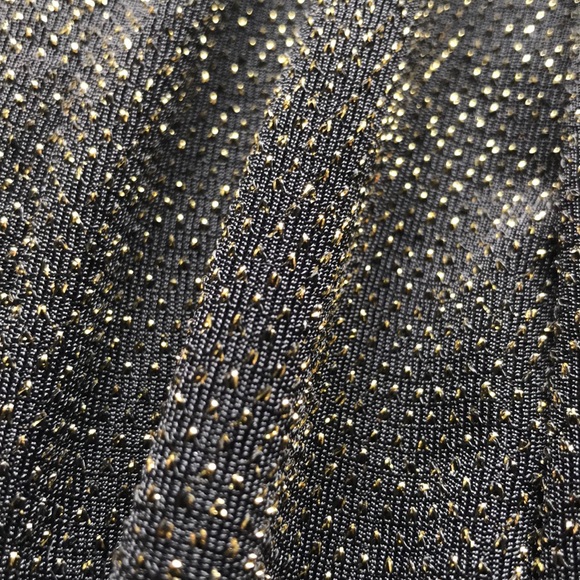 NWT Black & subtle gold dress - Dynamite - size M - Picture 5 of 11